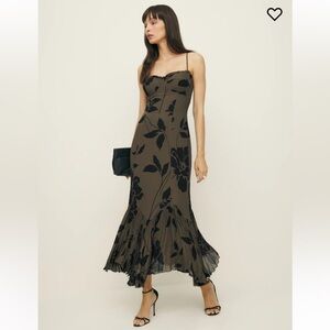 Reformation Aiko Dress in Solana